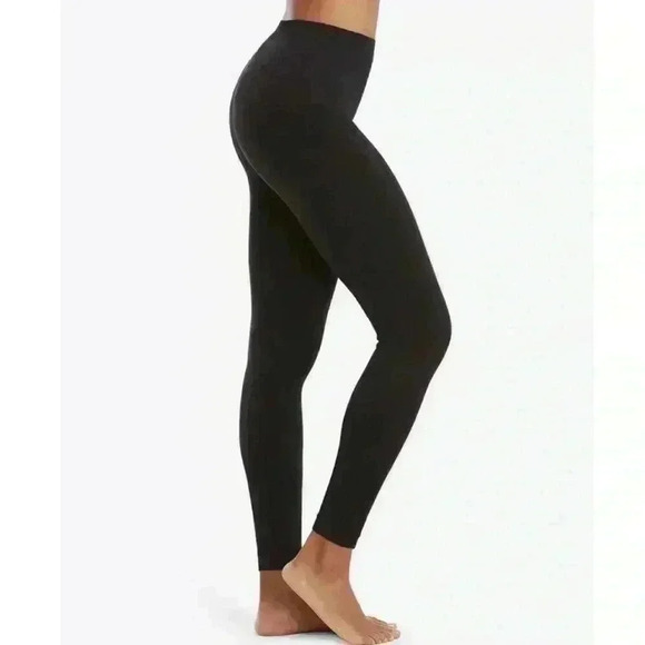 SPANX Look At Me Now seamless black leggings, Women’s size XL - Picture 2 of 9